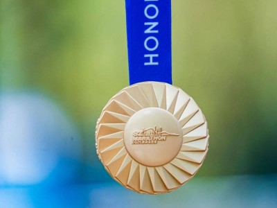 2025深圳马拉松参赛包里有什么东西